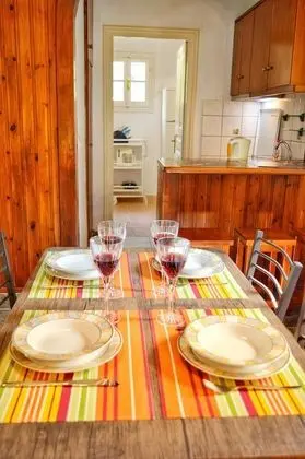 Ev, 2 Yatak Odası, Engellilere Uygun, Sigara İçilebilir