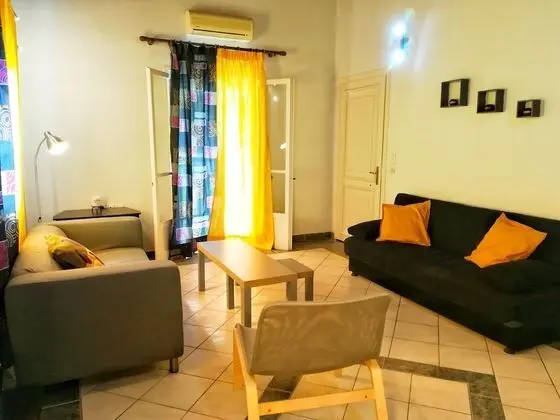 Ev, 2 Yatak Odası, Engellilere Uygun, Sigara İçilebilir