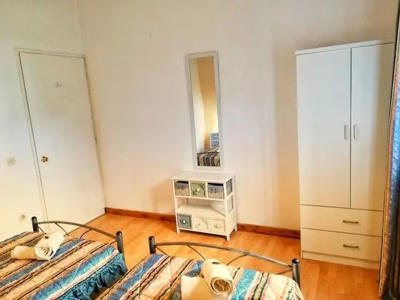 Ev, 2 Yatak Odası, Engellilere Uygun, Sigara İçilebilir