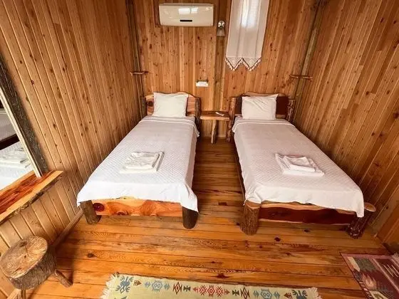 Basic İki Ayrı Yataklı Oda