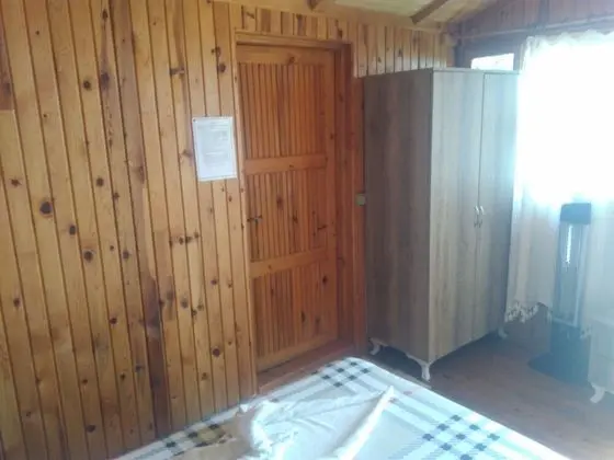 Basic Tek Büyük Yataklı Oda