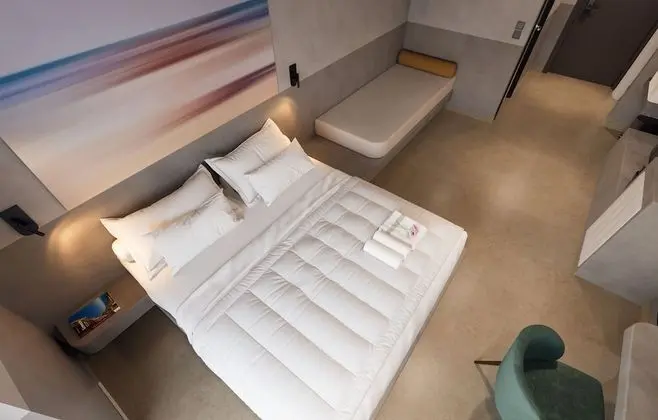 Deluxe Üç Kişilik Oda