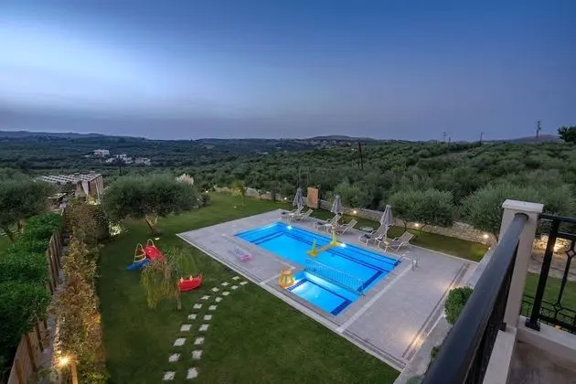 Villa, 3 Yatak Odası, Kişiye Özel Havuzlu (Anthelia)