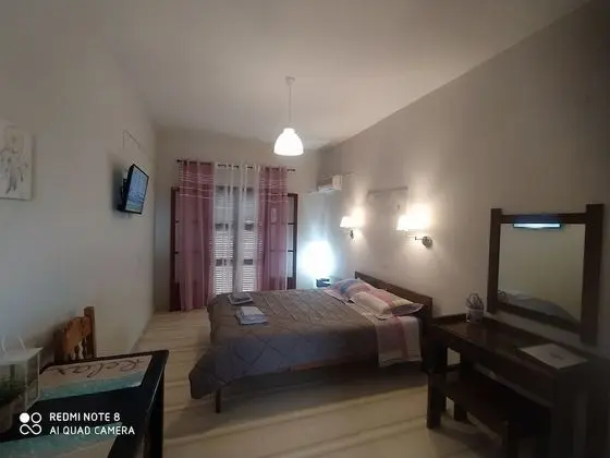 Comfort Tek Büyük Yataklı Oda