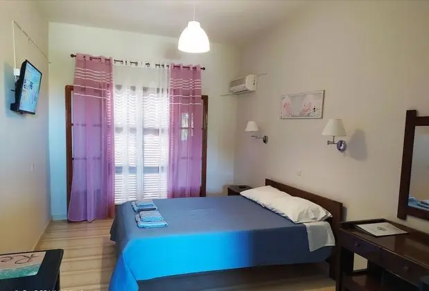 Comfort Tek Büyük Yataklı Oda
