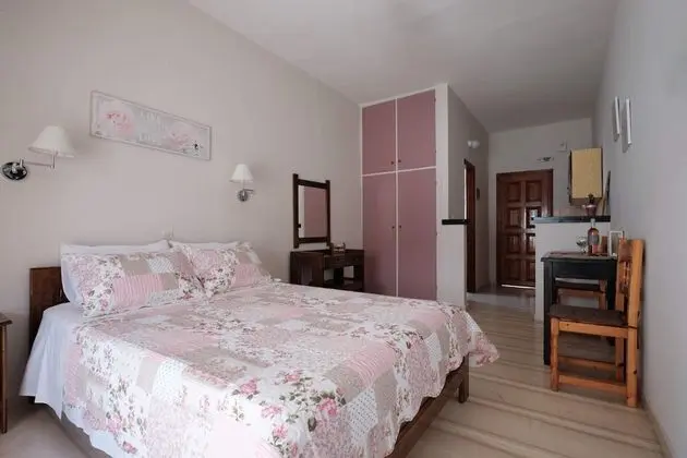 Comfort Tek Büyük Yataklı Oda