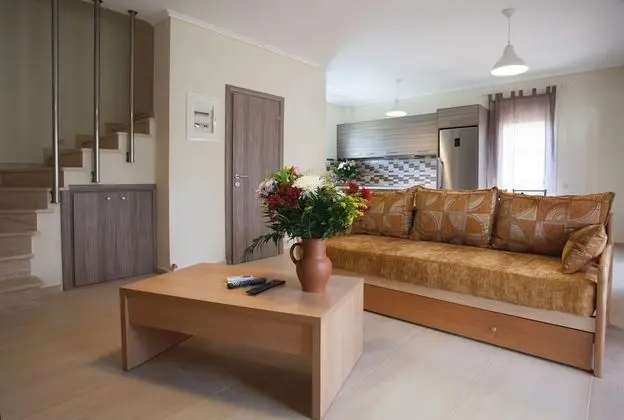 Ev, Bahçe Manzaralı (M1, M2)