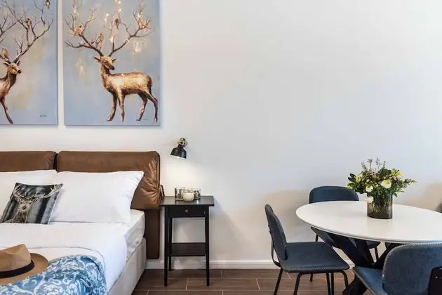 Deluxe Tek Büyük Yataklı Oda