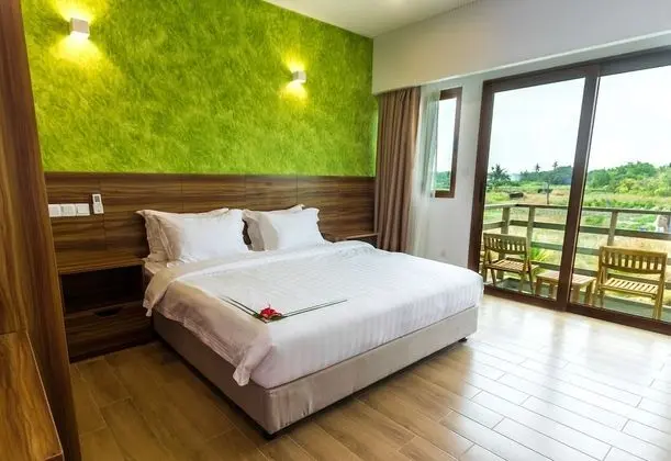 Deluxe Tek Büyük veya İki Ayrı Yataklı Oda, 1 En Büyük (King) Boy Yatak, Deniz Manzaralı