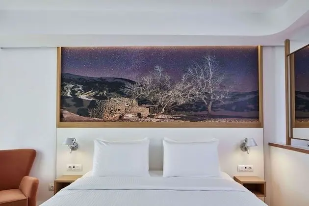 Popular Executive Triple Room