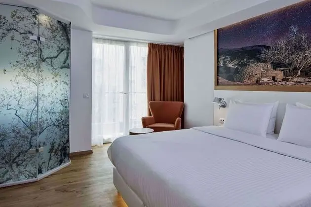 Urban Executive Room