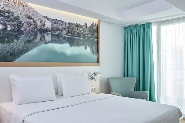 Urban Executive Room