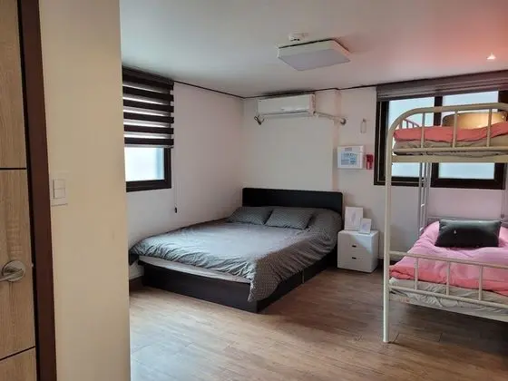Family Stüdyo, Birden Çok Yatak, Sigara İçilmez, Avlu Manzaralı (2)