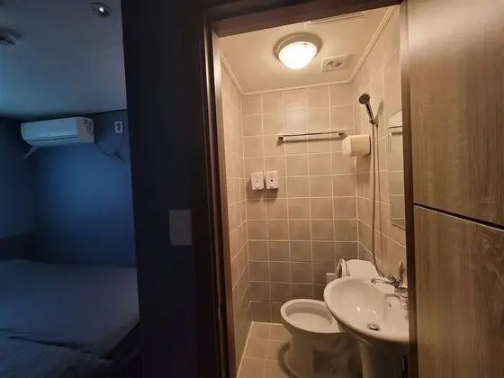 Family Stüdyo, Birden Çok Yatak, Sigara İçilmez, Avlu Manzaralı (2)