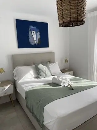 Deluxe Tek Büyük Yataklı Oda, Banyolu/Duşlu (Room 101 &  201)