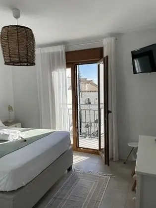 Deluxe Tek Büyük Yataklı Oda, Banyolu/Duşlu (Room 101 &  201)