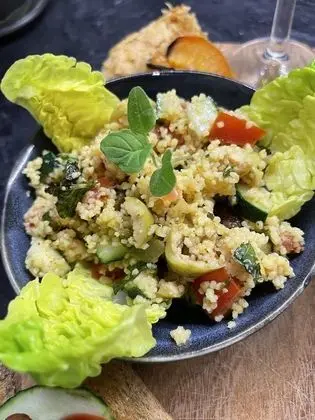 Standard Tek Büyük Yataklı Oda, Banyolu/Duşlu (102 & 202)