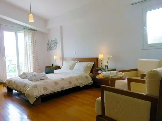 Süit, Kısmi Deniz Manzaralı (Astypalaia)