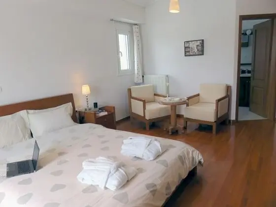 Süit, Kısmi Deniz Manzaralı (Astypalaia)