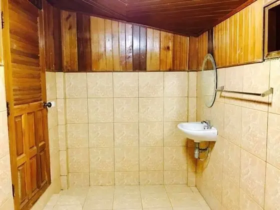Thai House (1 Double Bed)