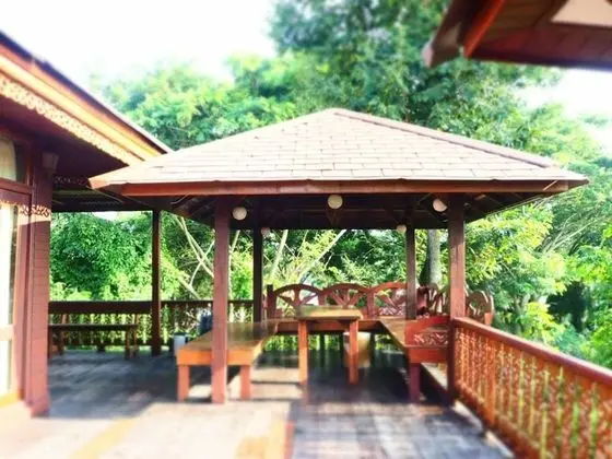 Thai House (10 Futons)