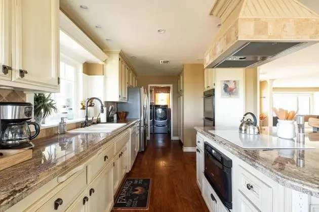 Ev (3 Bedrooms)