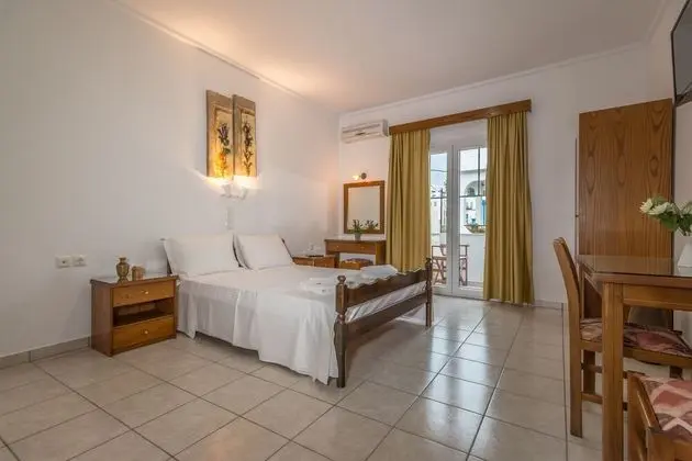 Comfort Tek Büyük veya İki Ayrı Yataklı Oda