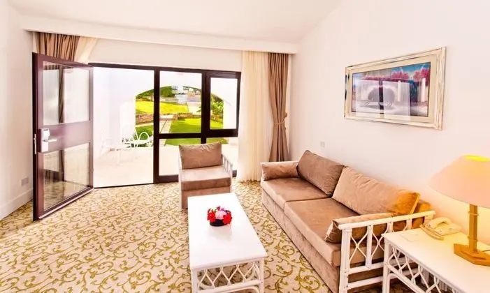 Deluxe Villa