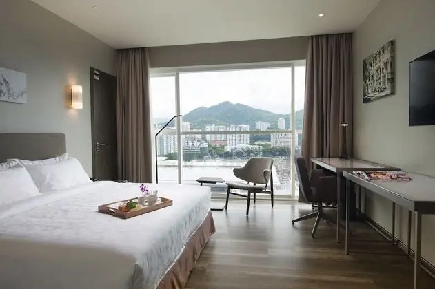 Deluxe Room (bedding subject to availability)