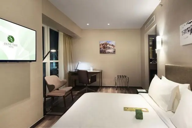 Olive Deluxe Room