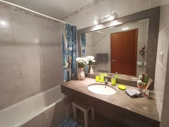 Apart Daire, 2 Yatak Odası, Balkon, Okyanus Manzaralı