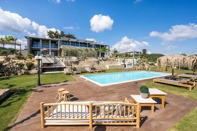 Villa, Birden Çok Yatak Odası, Şömine