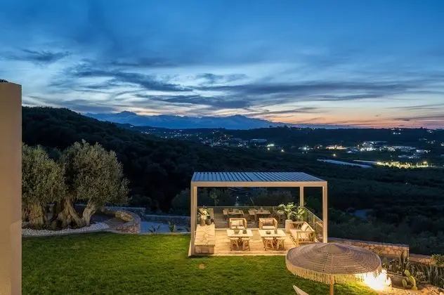 Villa, Birden Çok Yatak Odası, Şömine