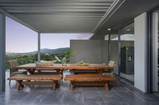 Villa, Birden Çok Yatak Odası, Şömine