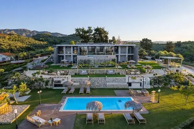Villa, Birden Çok Yatak Odası, Şömine