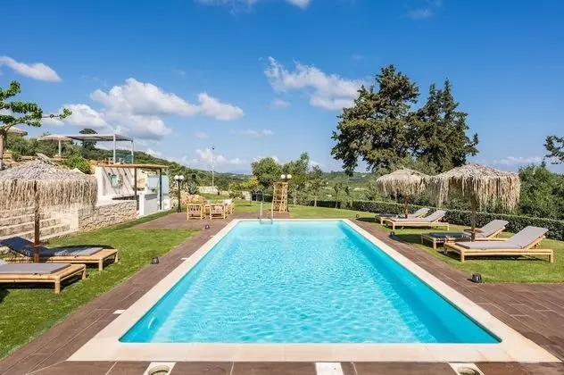 Villa, Birden Çok Yatak Odası, Şömine