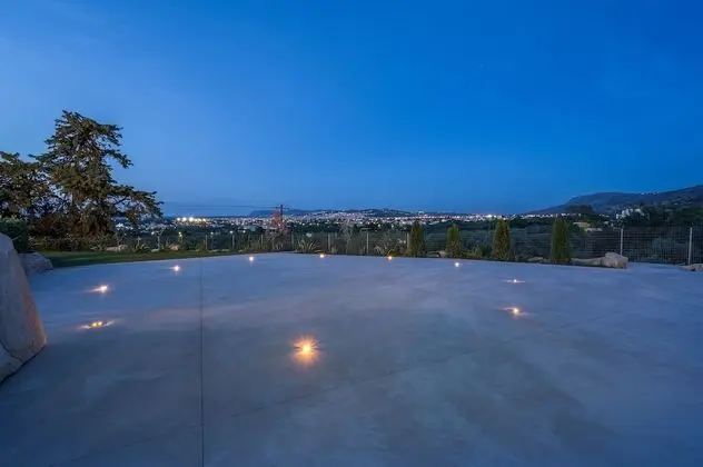 Villa, Birden Çok Yatak Odası, Şömine