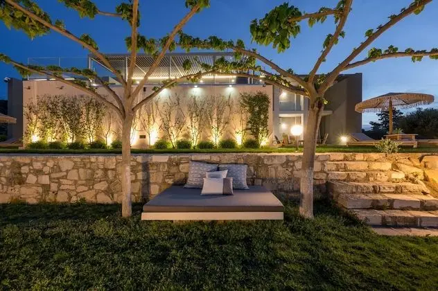 Villa, Birden Çok Yatak Odası, Şömine