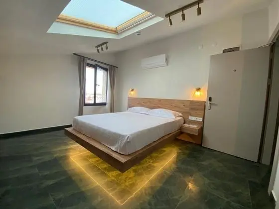 Deluxe Oda, Bahçe veya Sokak Manzaralı, Balkonlu