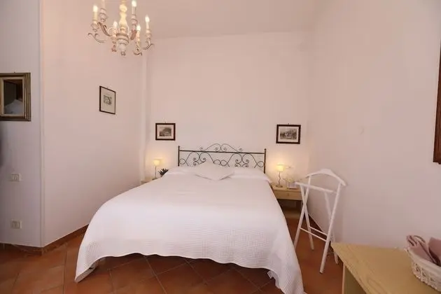 Classic Tek Büyük Yataklı Oda