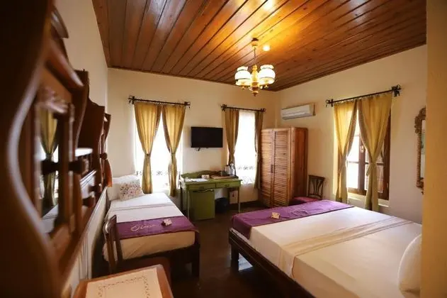 Deluxe Üç Kişilik Oda , Bahçe Manzaralı