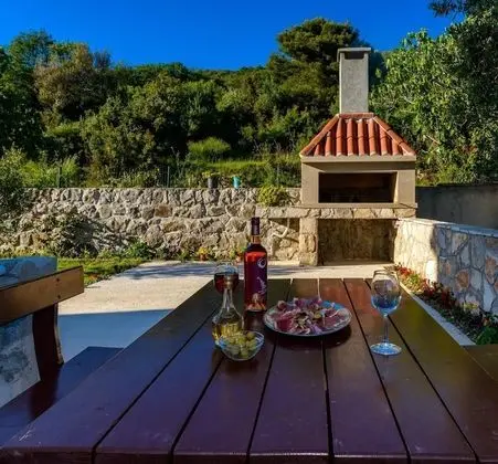 Villa, Sigara İçilebilir