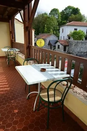 Comfort Tek Büyük Yataklı Oda, Nehir Manzaralı (2)