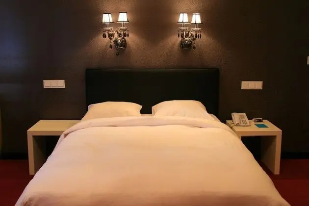 Standard Büyük Yataklı Tek Kişilik Oda