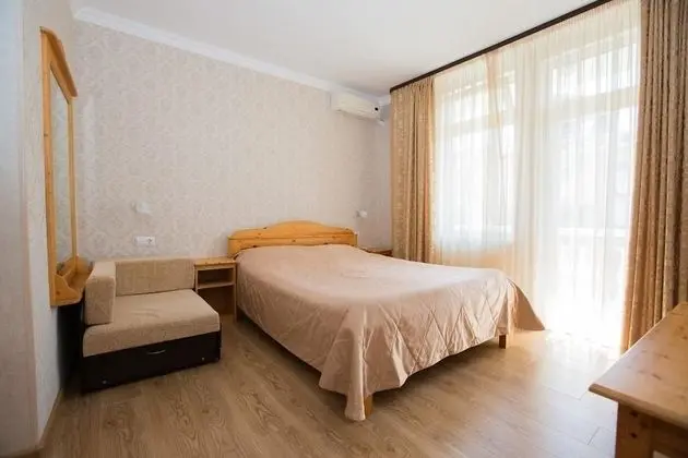 Standard Üç Kişilik Oda