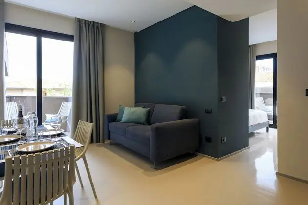 Deluxe Apart Daire, Teras