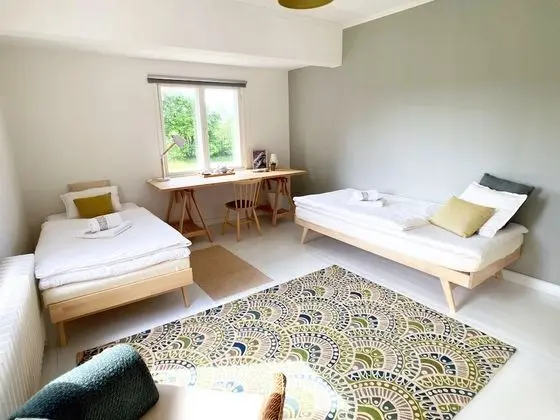 Kookos Twin Room, Shared Bathroom