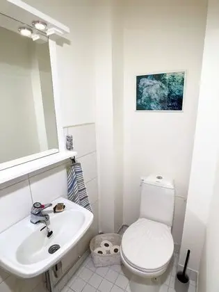 Kookos Twin Room, Shared Bathroom