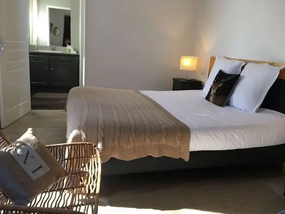 Standard Tek Büyük Yataklı Oda, Bahçe Manzaralı