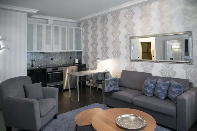 Suite Apartment